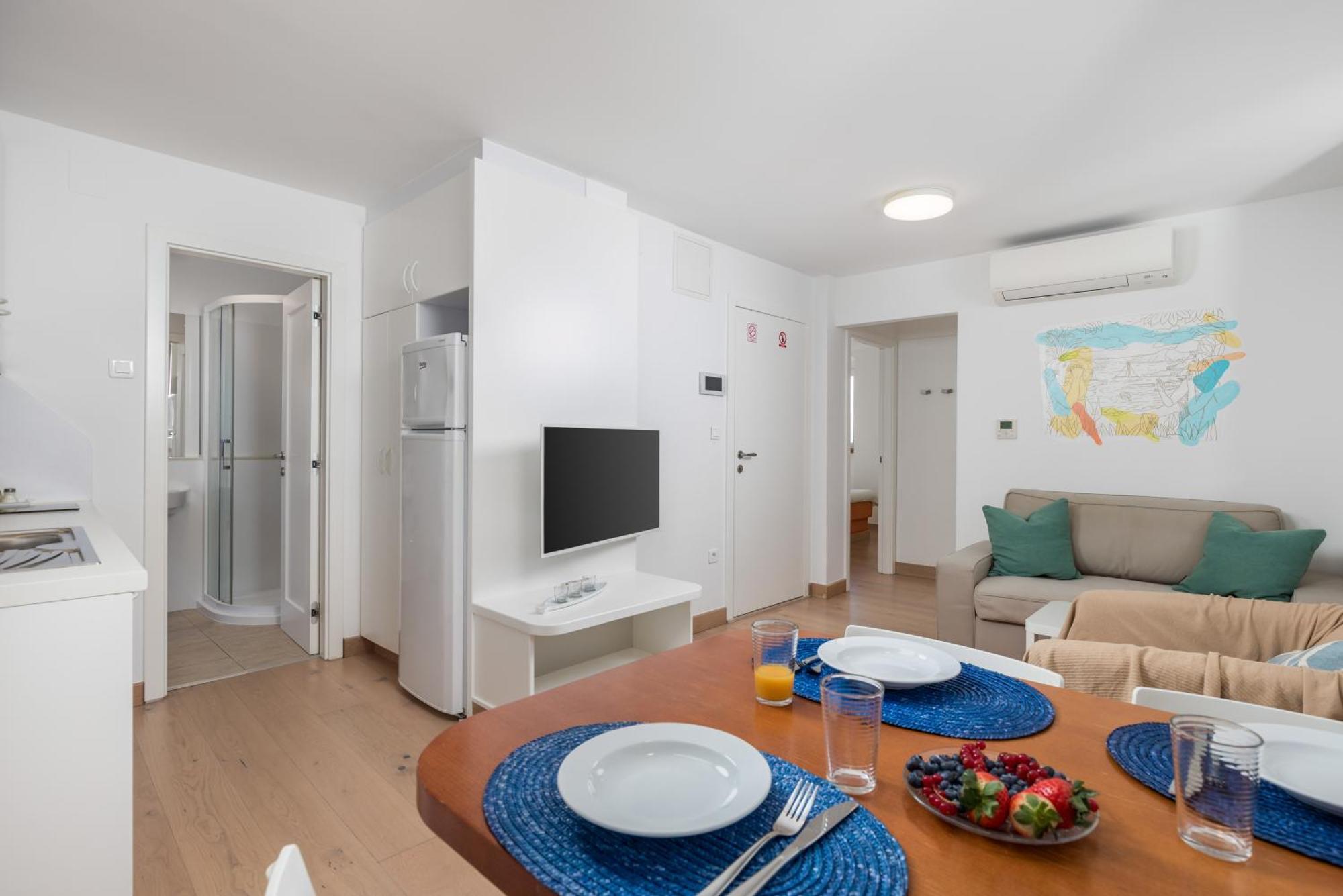 Apartments Anaika At The Beach, Opatija מראה חיצוני תמונה