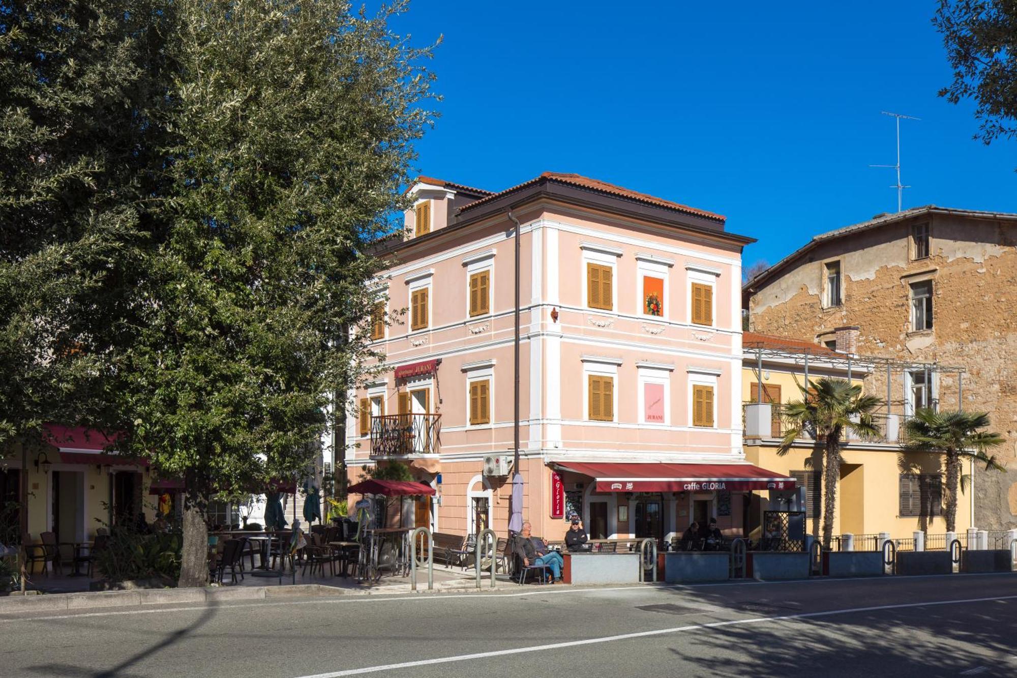 Apartments Anaika At The Beach, Opatija מראה חיצוני תמונה